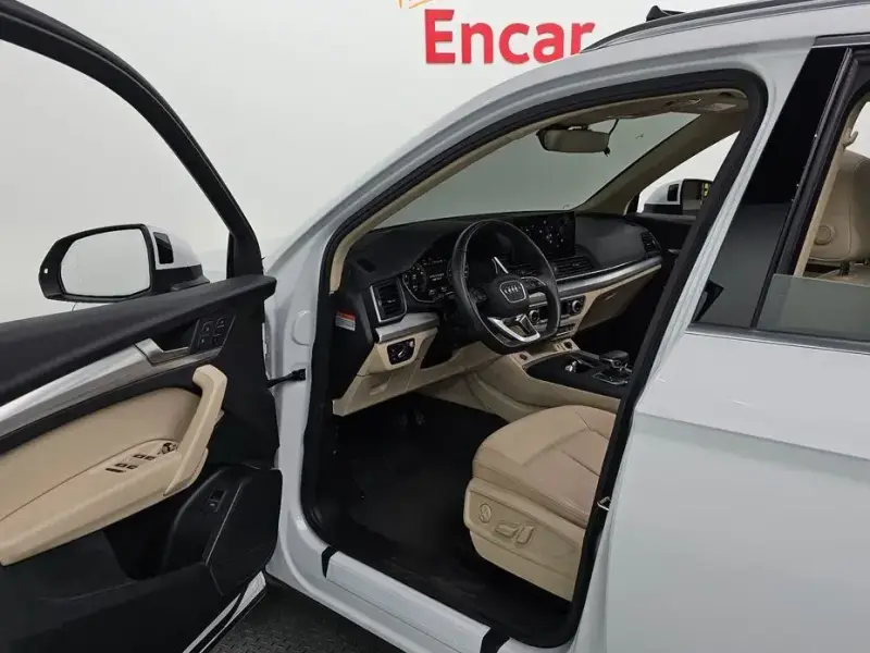 2023 Audi Q5 с пробегом 28 032 км