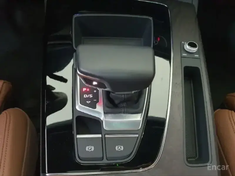 2023 Audi Q5 с пробегом 50 758 км
