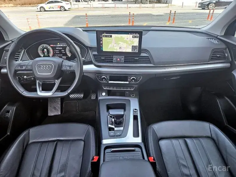 2023 Audi Q5 с пробегом 47 477 км