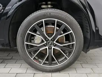 2023 Audi Q5 с пробегом 45 199 км