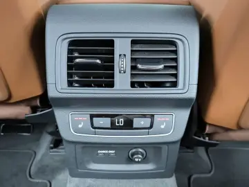2023 Audi Q5 с пробегом 45 199 км