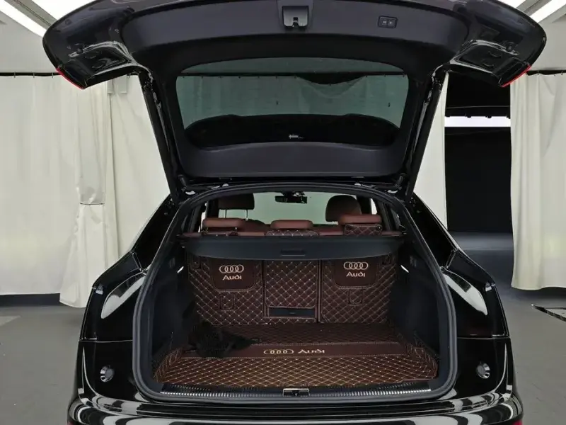 2023 Audi Q5 с пробегом 45 199 км