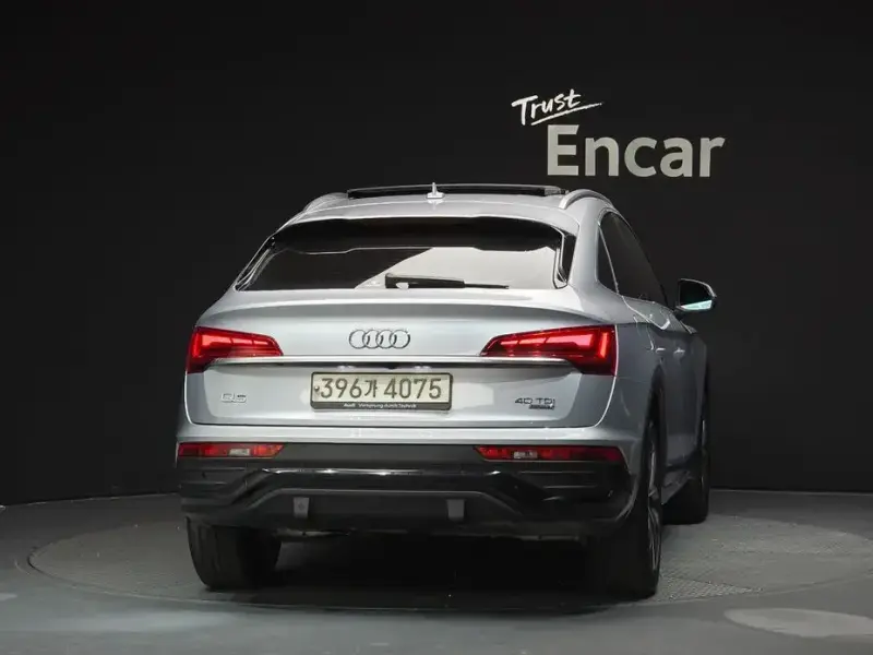 2022 Audi Q5 с пробегом 119 983 км