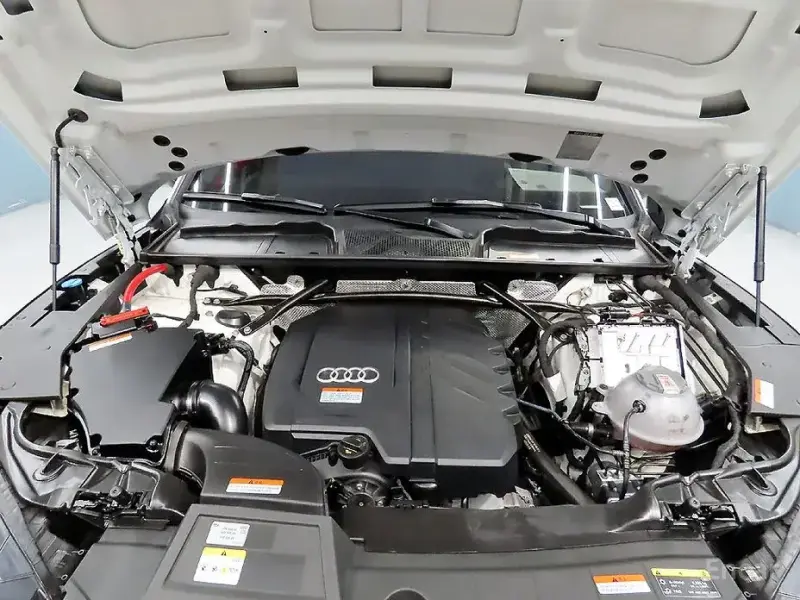 2023 Audi Q5 с пробегом 43 989 км