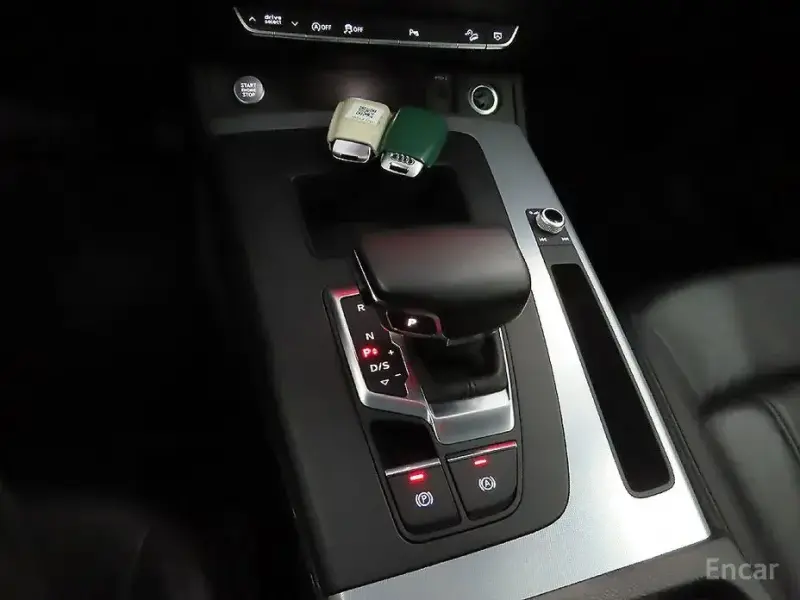2023 Audi Q5 с пробегом 43 989 км