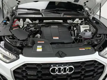 2023 Audi Q5 с пробегом 5 878 км
