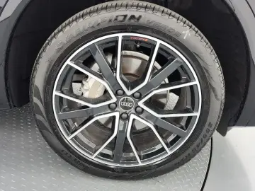 2023 Audi Q5 с пробегом 41 318 км