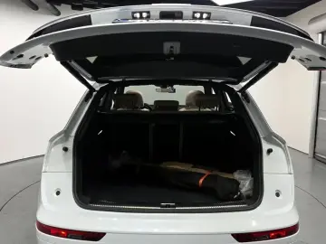 2023 Audi Q5 с пробегом 5 878 км