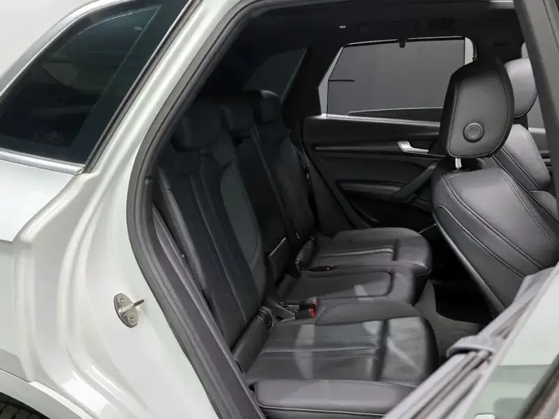 2023 Audi Q5 с пробегом 38 484 км