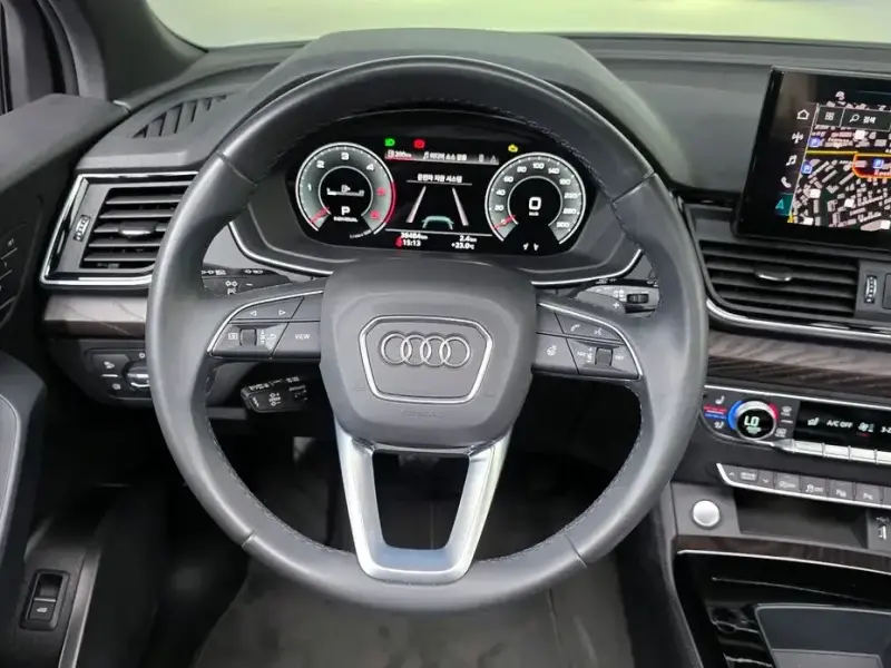 2023 Audi Q5 с пробегом 38 484 км