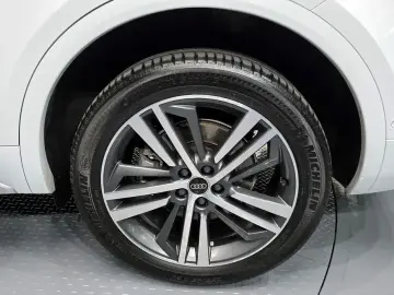 2023 Audi Q5 с пробегом 38 484 км