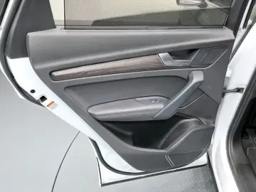 2023 Audi Q5 с пробегом 38 484 км