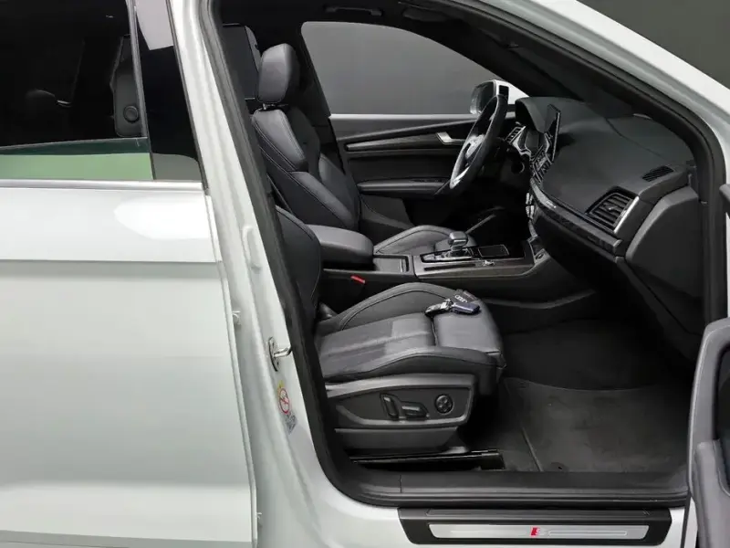 2023 Audi Q5 с пробегом 38 484 км