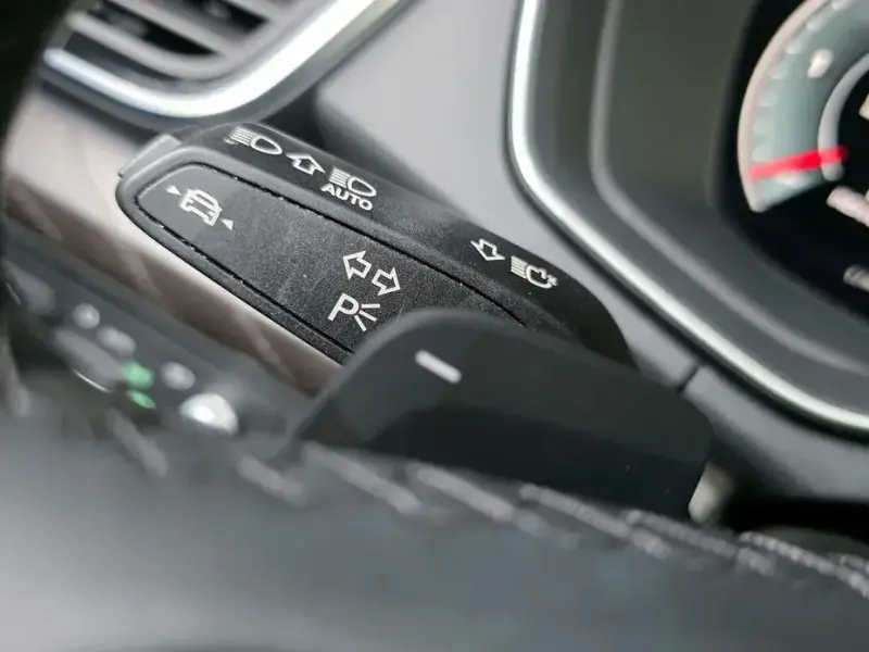 2023 Audi Q5 с пробегом 38 484 км