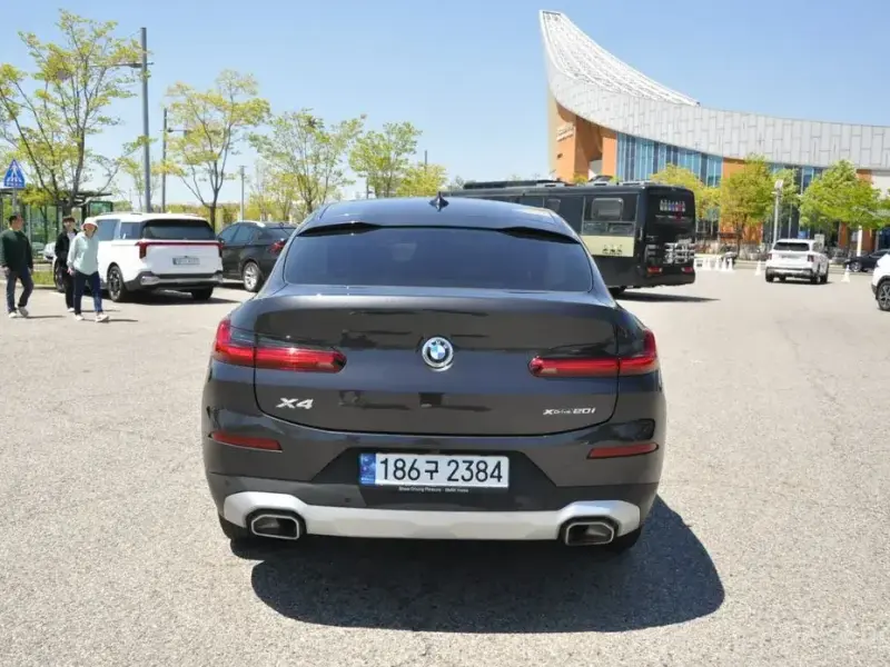 2023 BMW X4 с пробегом 50 800 км