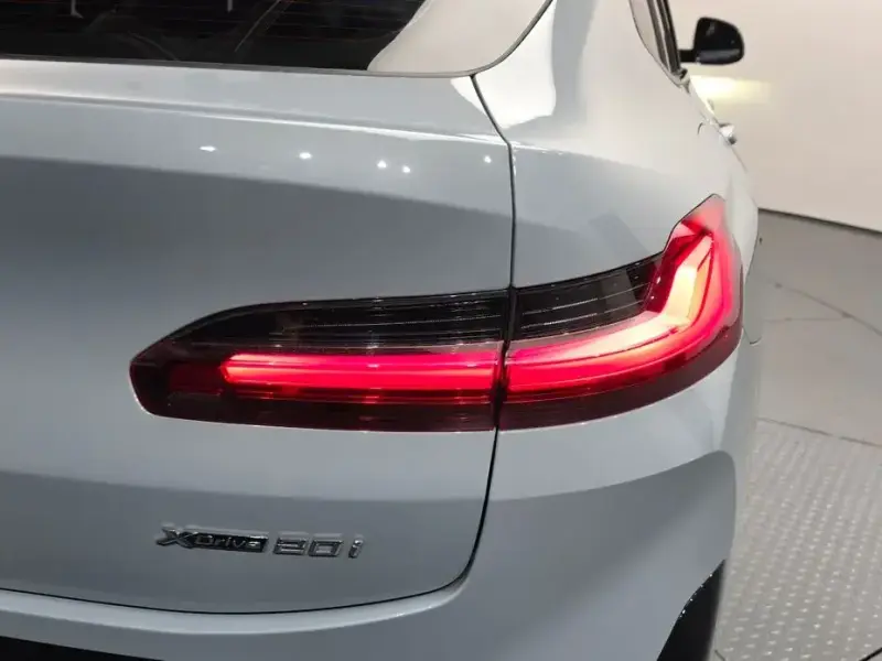 2023 BMW X4 с пробегом 58 214 км
