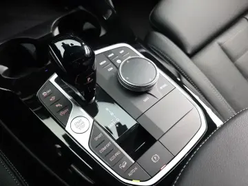 2025 BMW X4 с пробегом 4 510 км