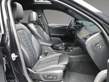 2025 BMW X4 с пробегом 4 510 км