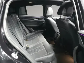 2025 BMW X4 с пробегом 4 510 км