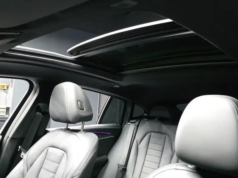 2025 BMW X4 с пробегом 4 510 км