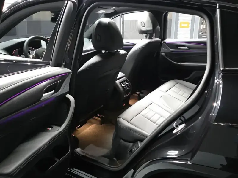 2025 BMW X4 с пробегом 4 510 км