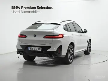 2025 BMW X4 с пробегом 27 336 км