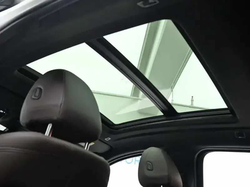 2025 BMW X4 с пробегом 27 336 км
