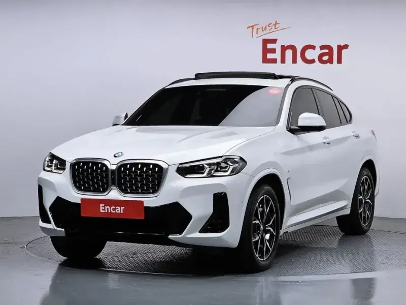 2024 BMW X4 с пробегом 23 098 км