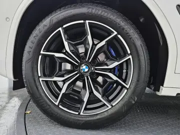 2024 BMW X4 с пробегом 23 098 км