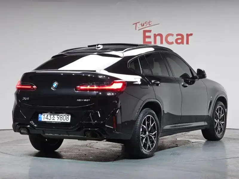 2024 BMW X4 с пробегом 30 576 км