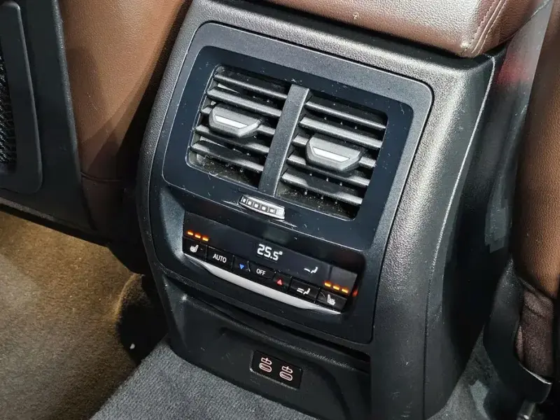 2024 BMW X4 с пробегом 23 098 км
