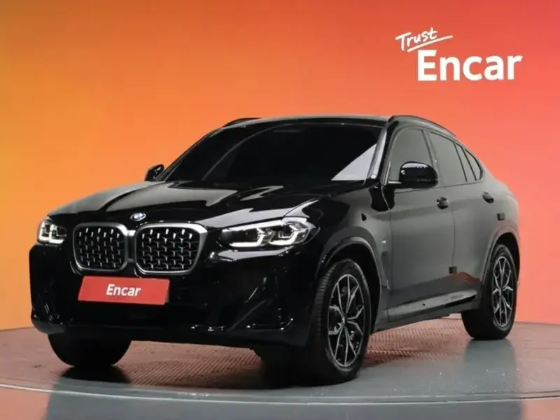 2023 BMW X4 с пробегом 32 663 км