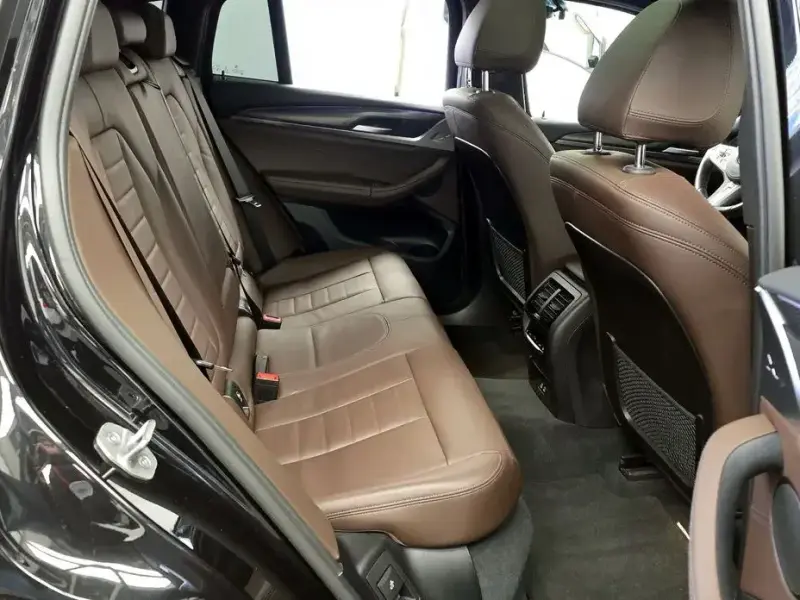 2023 BMW X4 с пробегом 32 663 км