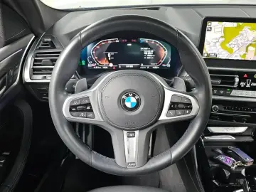 2023 BMW X4 с пробегом 15 897 км