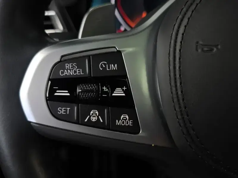 2023 BMW X4 с пробегом 32 663 км