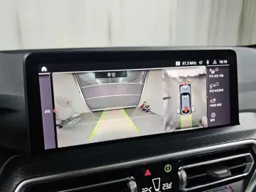 2023 BMW X4 с пробегом 15 897 км