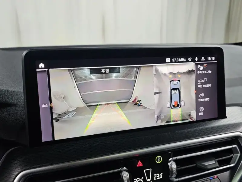 2023 BMW X4 с пробегом 15 897 км