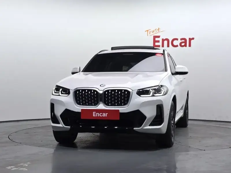 2023 BMW X4 с пробегом 35 239 км