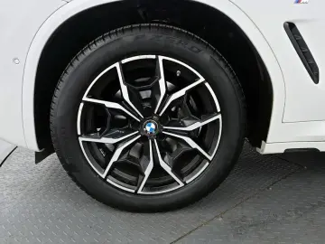 2023 BMW X4 с пробегом 35 239 км