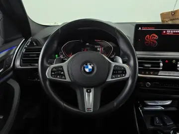 2023 BMW X4 с пробегом 35 239 км