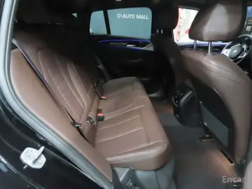 2023 BMW X4 с пробегом 16 800 км