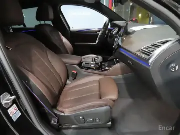 2023 BMW X4 с пробегом 16 800 км