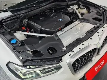 2023 BMW X4 с пробегом 71 718 км