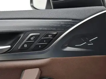 2025 BMW X4 с пробегом 16 854 км