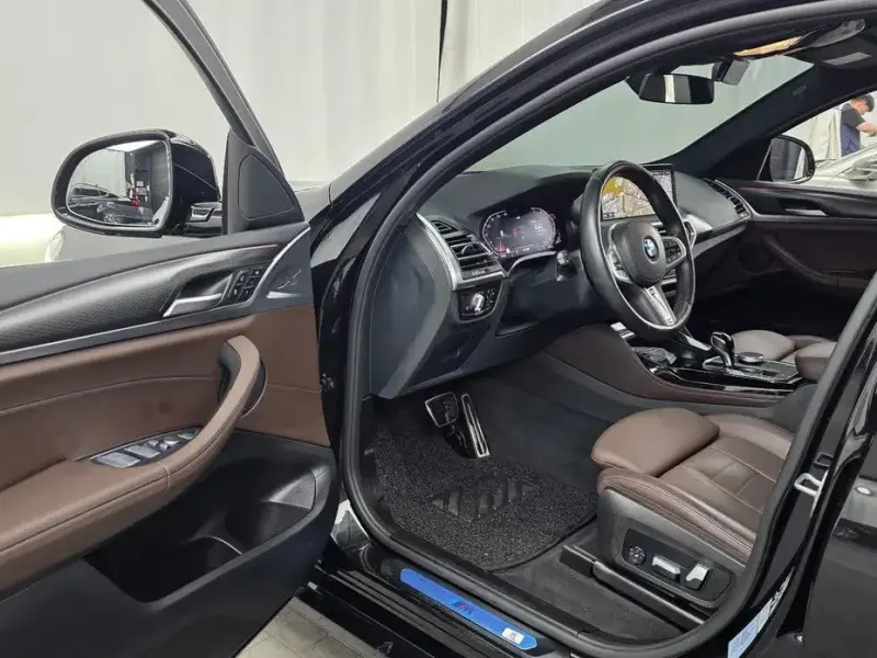 2023 BMW X4 с пробегом 64 045 км