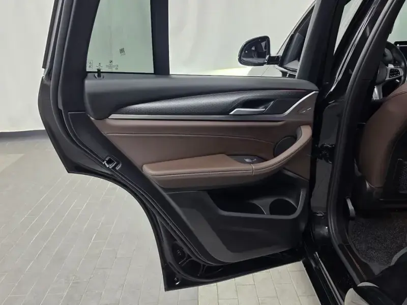 2023 BMW X4 с пробегом 64 045 км