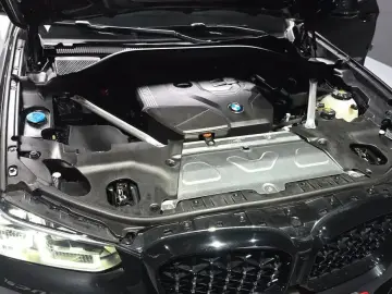 2023 BMW X4 с пробегом 61 452 км
