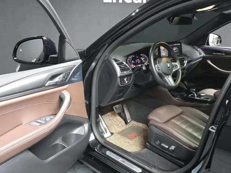 2023 BMW X4 с пробегом 61 452 км