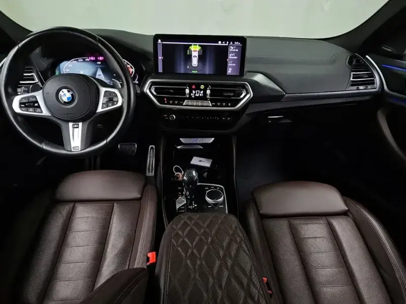 2023 BMW X4 с пробегом 51 594 км
