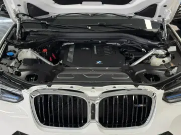 2024 BMW X4 с пробегом 11 754 км